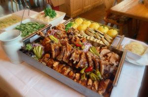 Mehr über den Artikel erfahren NEU! Spanferkelplatte!