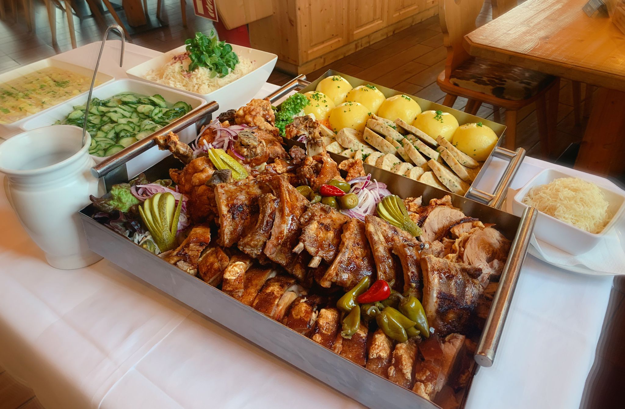 En este momento estás viendo ¡NOVEDAD! ¡Fuente de cochinillo!