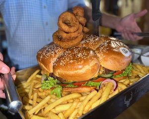 Big “MAMAS” Burger für 4-5