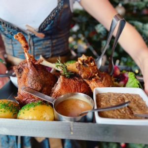 Ganslplatte für 2 Personen (Abholung)